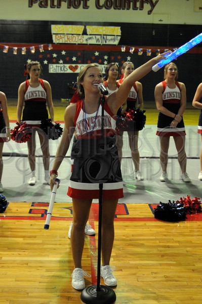 8-28 WA Pep Rally 190.JPG - SCRIVENER D300